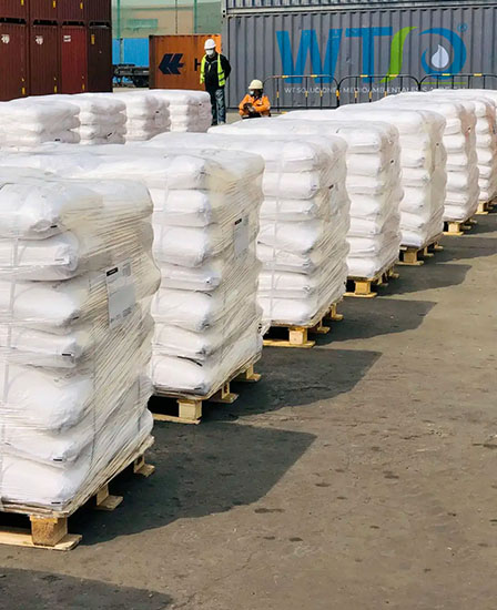 Proveedor de químicos antiespumantes, coagulantes orgánicos e inorgánicos, polímeros floculantes especiales para tratamiento de aguas.